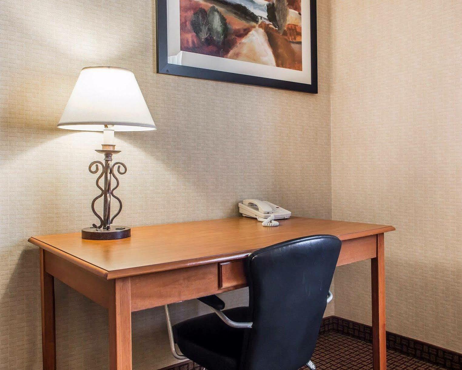 Days Inn By Wyndham Sidney Oh מראה חיצוני תמונה